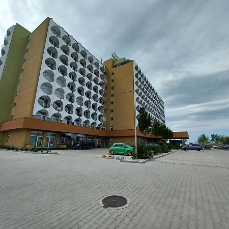 שיופוק Lakeside Home מראה חיצוני תמונה