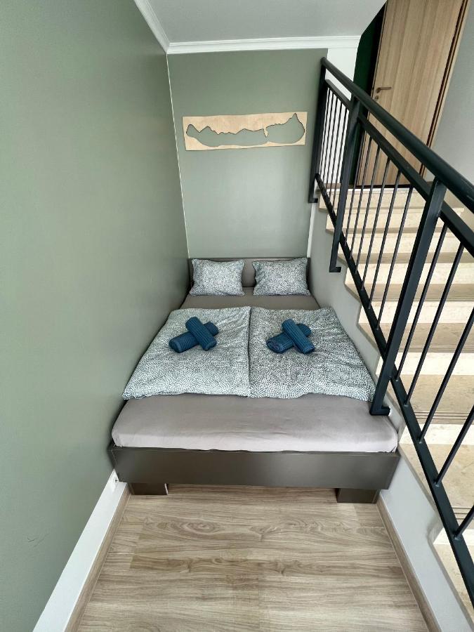 שיופוק Lakeside Home מראה חיצוני תמונה